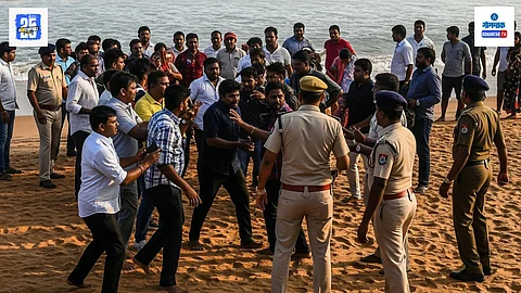 Tamil Nadu tourists arrested Goa