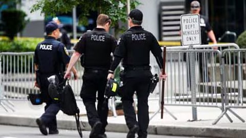 US Mass Shooting: अमेरिकेत कॅथलिक शाळेवर गोळीबार; लहान मुले, शिक्षक अडकले, शूटरला अटक