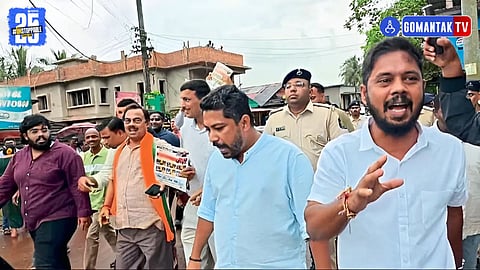 Manoj Parab, Nilkanth Halarnkar