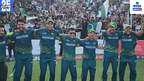 Pakistan Team Poor English Speaking Gets Trolled
