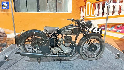 IFFI 2025 Sholay Bullet Bike