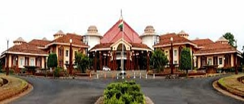 setting for congress candidates in Cuncolim