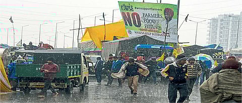 Rainfall waterlogging becoming an inconvenience for protesting farmers against new farm laws at Delhi Borders