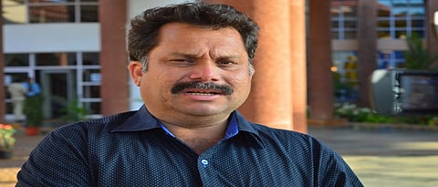 Nilesh Cabral on Amit Palyekar