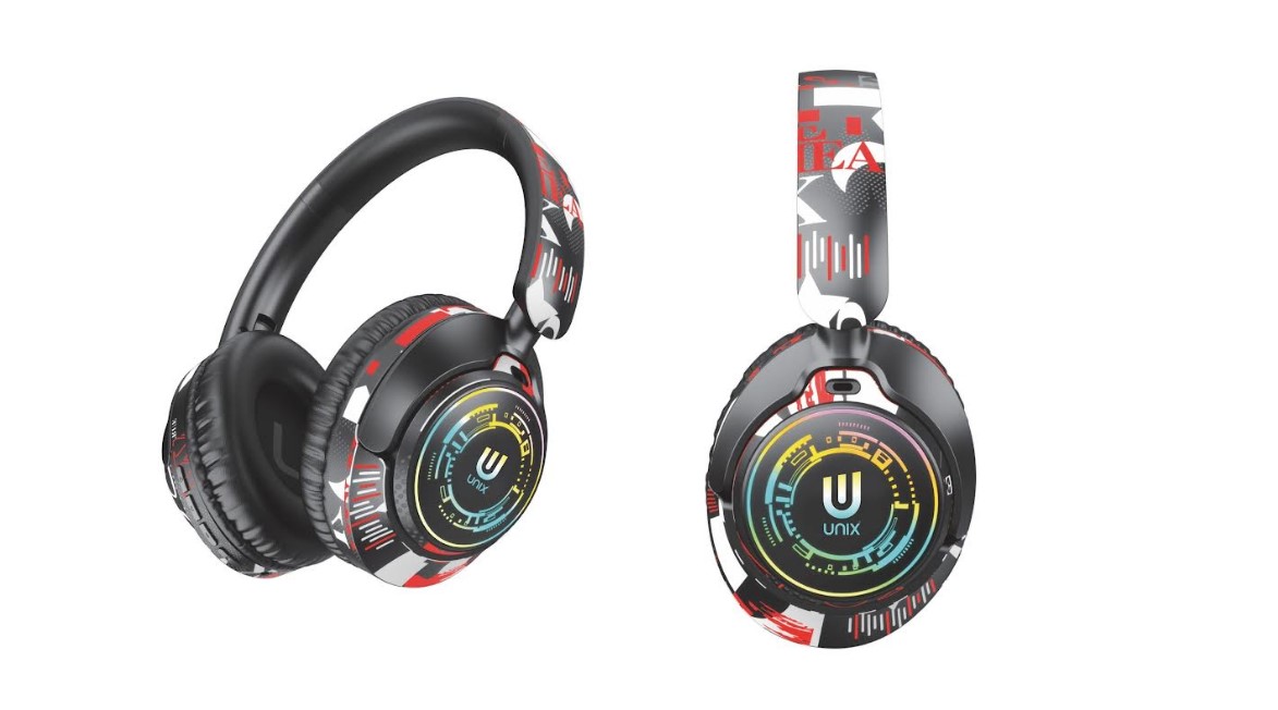 Unix Epic headphones.