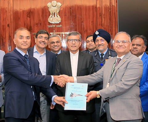 HAL inks  ₹13,500 Cr contract  with Defence Ministry for procurement of 12 Su-30MKI aircraft