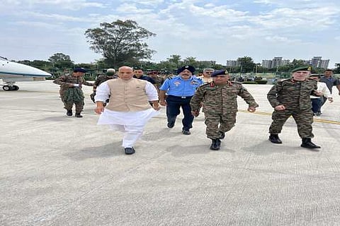 Defence Minister reviews security situation in Rajouri