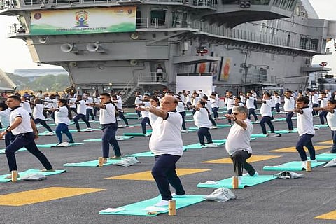 Defence Minister attends IDY event onboard INS Vikrant