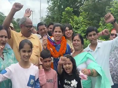 CWG Bronze Medalist Unnati Sharma Gets Grand Welcome in Dehradun.