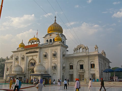 Facts About Delhi’s Famous Gurudwara Sri Bangla Sahib!