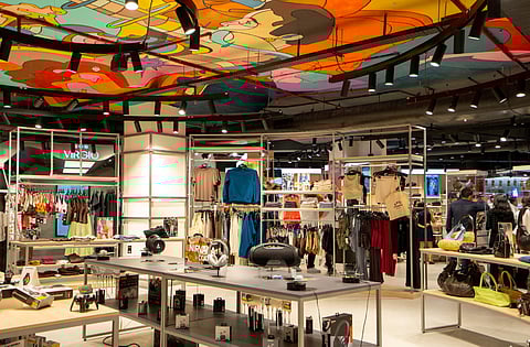 broadway flagship store delhi