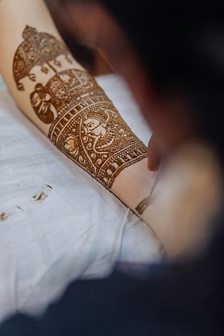 Best 6 mehandi artists in Delhi for weddings