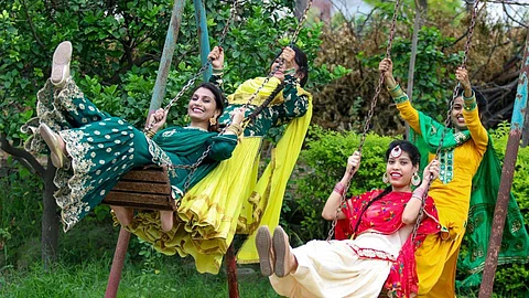 Delhi Government Announces 3-Day Teej Mahotsav For Women