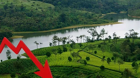 Kerala's LDF government and the Opposition UDF have sharply criticized the 2024-25 Union Budget