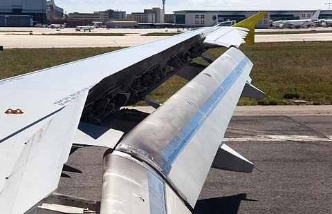 Aircraft wing flap