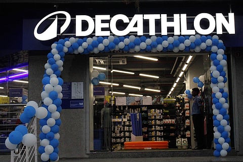 3 ലക്ഷത്തിലധികം തൊഴില്, 90 നഗരങ്ങള്, 2030 ഓടെ ഡെക്കാത്തലോണ് ലക്ഷ്യമിടുന്നത് വമ്പന് വളര്ച്ച, സംഭരിക്കുക ₹300 കോടിയുടെ 'തനി നാടന്' ഉത്പന്നങ്ങള്