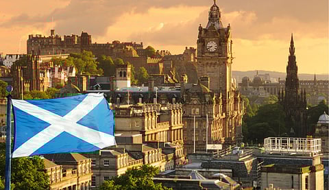 ടൂറിസ്റ്റ് ടാക്സില് നിര്ണായക നീക്കവുമായി സ്കോട്ലന്ഡിലെ സിറ്റി; യാത്ര ഇനി ചെലവേറിയതാകും