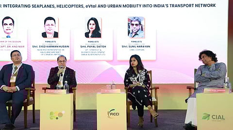 കൊച്ചിയില് നടന്ന വ്യോമയാന ഉച്ചകോടിയില് ഫ്യുച്ചര് ഓഫ് ഷോര്ട്ട് ഹൗള് ഏവിയേഷന് എന്ന വിഷയത്തില് നടന്ന പാനല് ചര്ച്ച