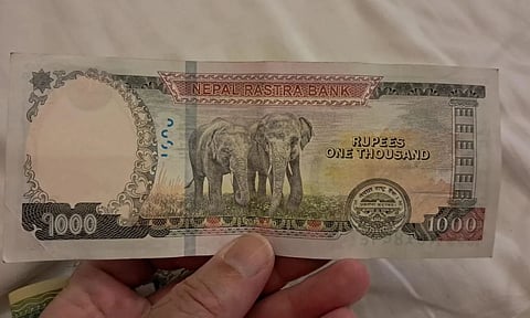 നേപ്പാളിനായി 1,000ത്തിന്റെ 43കോടി നോട്ടുകളടിക്കാന് ചൈനീസ് കമ്പനി, 150കോടിയുടെ കരാര്