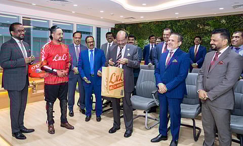 ലുലു ഗ്രൂപ്പ് ചെയര്മാന് എം.എ യൂസഫലി ഡിജിറ്റില് - ഒമ്നിചാനല് ട്രാന്സ്ഫോര്മേഷന് ഓഫീസ് ഉദ്ഘാടനവേളയില്