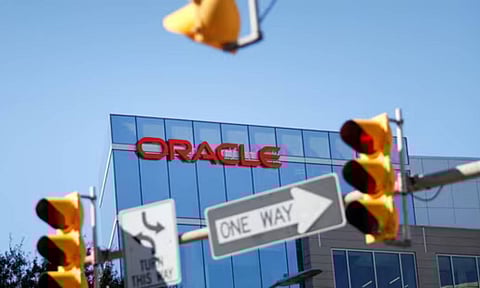 ഉറങ്ങി എഴുന്നേറ്റപ്പോള് കണ്ടത് ജോലി പോയ സന്ദേശം, 30,000 പേരെ ഒറ്റയടിക്ക് പിരിച്ചുവിട്ട് അമേരിക്കന് ഐ.ടി കമ്പനി, 12,000ത്തോളം ഇന്ത്യക്കാരും പ്രതിസന്ധിയില്