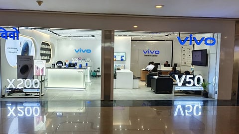 വിവോയ്ക്കും ഷവോമിക്കും തിരിച്ചടി; ഇന്ത്യന് വിപണി പിടിച്ചുകുലുക്കി 'നത്തിംഗ്', ചൈനീസ് ബ്രാന്ഡുകള്ക്ക് വന് ഇടിവ്