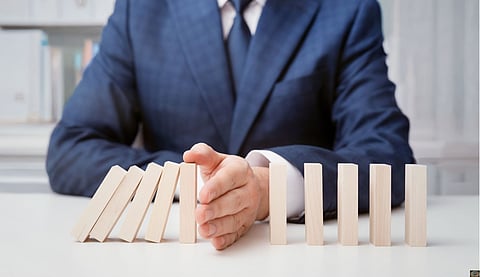 Domino Business Risk, Crisis Effect Concept