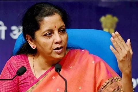 ഒരുമിച്ച് പൊരുതും: കോവിഡ് പ്രതിസന്ധിയെ മറികടക്കാന് പദ്ധതികളുമായി കേന്ദ്രം