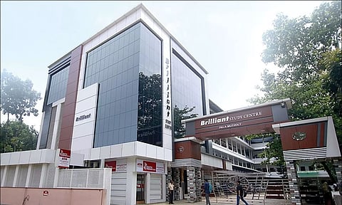 Representational image