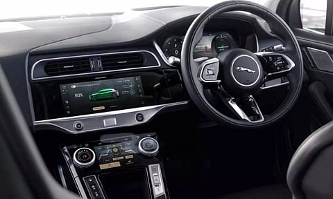 വില്പ്പന 37 ശതമാനം ഇടിഞ്ഞു, ജാഗ്വാര് ലാന്ഡ് റോവറിന് സംഭവിച്ചതെന്ത്?