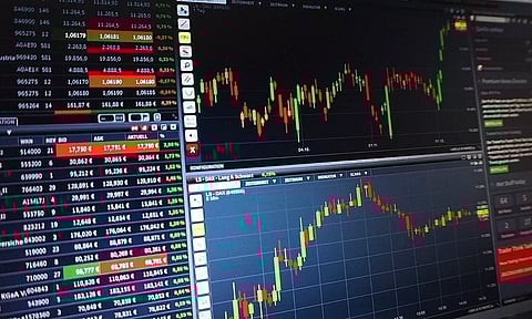 വീണ്ടും തകർച്ച; വളർച്ചയിൽ ആശങ്ക