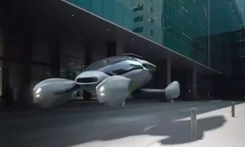 ഓലയുടെ പറക്കുന്ന കാര്, ചിത്രവും വീഡിയോയും കണ്ട് ആളുകള് ഞെട്ടി; ഏപ്രില് ഫൂള് ഇങ്ങനെയും