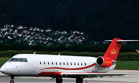 കോവിഡ്: സമ്പന്നര് സ്വകാര്യ വിമാനങ്ങളില് രാജ്യം വിടുന്നു