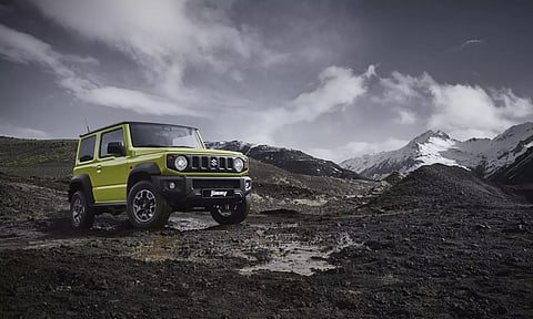 പുതുവര്ഷത്തില് കാര് വില കൂട്ടാന് മാരുതി മുതല് ബെന്സ് വരെ