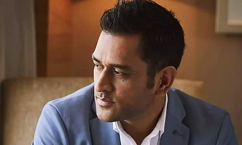 ഇന്സ്റ്റാഗ്രാമില് ധോണിക്ക് 33 മില്യണ് ഫോളോവേഴ്സ്; തിരികെ ഫോളോ ചെയ്യുന്ന നാല് പേര് ഇവരാണ്