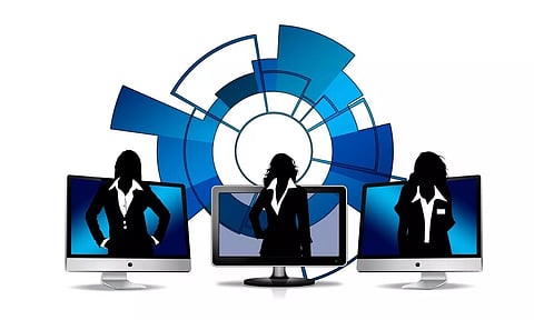 വനിതാ ഉദ്യോഗാര്ത്ഥികള്ക്കൊരു സന്തോഷവാര്ത്ത: ടെക്ക് കമ്പനികള് തേടുന്നത് നിങ്ങളെ