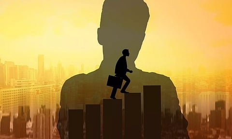 ദീര്ഘകാല വിഷന് മാത്രം പോര, പിന്നെയോ?