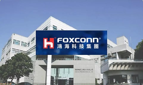 ഇന്ത്യയില് നിലയുറപ്പിക്കാന് ഫോക്സ്കോണ്; ഇരുകൈയും നീട്ടി ദക്ഷിണേന്ത്യന് സംസ്ഥാനങ്ങള്