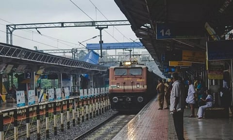 ട്രെയ്ന് യാത്ര ചെലവ് വര്ധിക്കും, എന്താണ് കാരണങ്ങള് ?