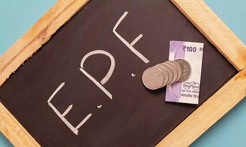 ഇപിഎഫ് പലിശ നിരക്ക് കുറച്ചു, 44 വര്ഷത്തിനിടയിലെ ഏറ്റവും കുറഞ്ഞ നിരക്ക്