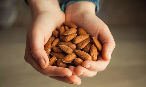 ഉറക്കക്കുറവുണ്ടോ, ഡയറ്റില് ഉള്പ്പെടുത്താം ഈ മൂന്നു ഭക്ഷണപദാര്ത്ഥങ്ങള്