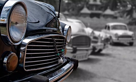 അംബാസിഡര് ഇലക്ട്രിക് രൂപത്തില് തിരിച്ചെത്തുമോ..? ചര്ച്ചകള് തുടങ്ങി ഹിന്ദുസ്ഥാന് മോട്ടോഴ്സ്