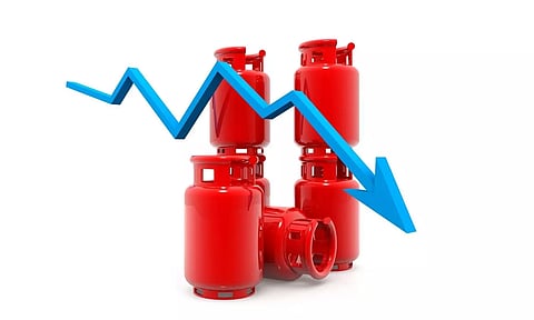 നേരിയ ആശ്വാസം, വാണിജ്യ വാതക വില കുറച്ചു