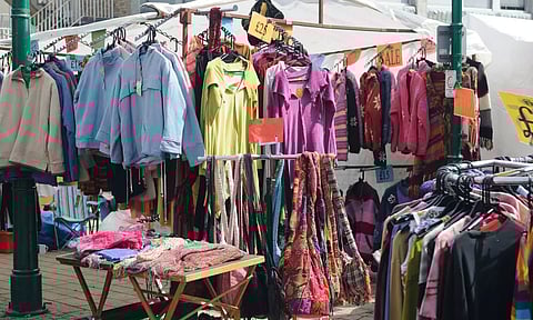 സീസണിലും തിളക്കമില്ല, വസ്ത്ര വ്യാപാര വിപണിക്ക് തിരിച്ചടിയായതെന്ത്?