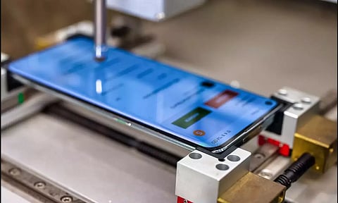 centre pushes chinese firms export phones from india