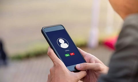 ഫോണ്-ഇന്റര്നെറ്റ് കോളുകളില് ഇനി പേര് തെളിയും, ടെലികോം ബില്ലില് ട്രൂകോളറിന് സമാനമായ സേവനവും