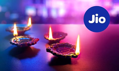 ദീപാവലി 'വെടിക്കെട്ടു'മായി ജിയോ