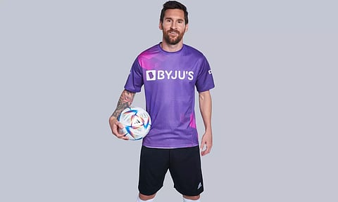 അഭ്യൂഹങ്ങൾക്ക് വിരാമമിട്ട് മെസ്സി ഇന്റർ മിയാമിലേക്ക്, പ്രതിഫലം നൽകാൻ ആപ്പിളും അഡിഡാസും