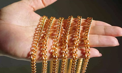 സ്വര്ണവില പവന് വീണ്ടും 44,000 രൂപ കടന്നു