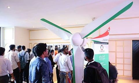 ഇനി വീട്ടിലെ വൈദ്യുതി കാറ്റില് നിന്ന്; ഈ മലയാളി സ്റ്റാര്ട്ടപ്പ് സഹായിക്കും